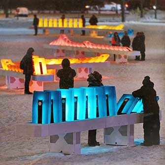 effet domino d’Ingrid Ingrid, lauréat de la 9e édition de Luminothérapie - Quartier des spectacles – WestmountMag.ca
