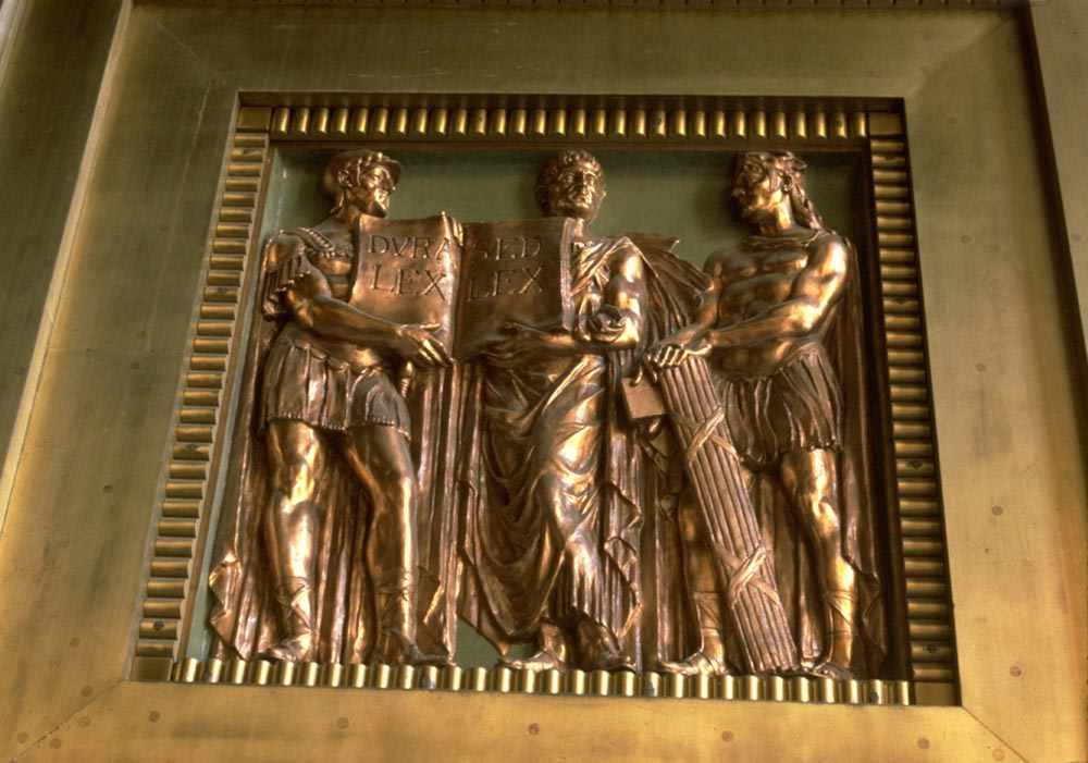 p_courthouse_relief