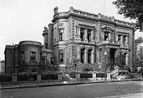 mount stephen club