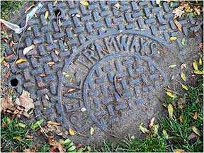 tramways manhole