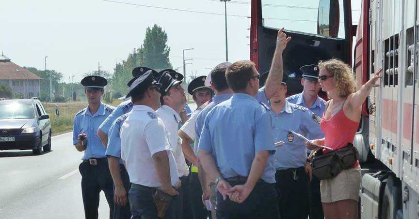 Eyes on Animals educating the police