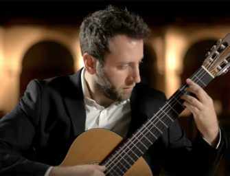 Canciones, un premier album <br>pour Adam Cicchillitti