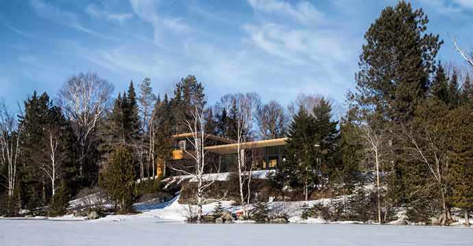 L’aile de bois, Lac Supérieur, QC – WestmountMag.ca