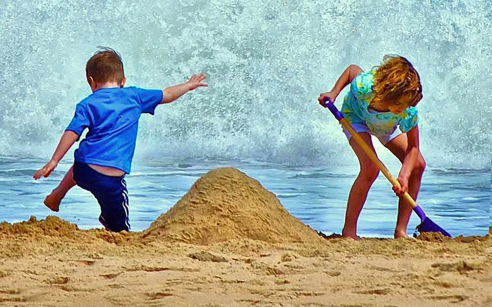 boy-and-girl-on-beach_westmountmag.jpg