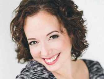 Gabs Sings Babs bubbles <br>with song and fun