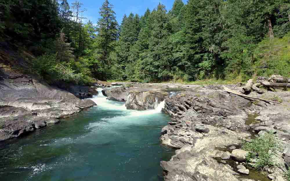 10_river_westmountmag