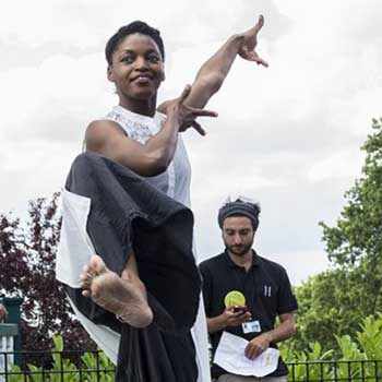 Tangente - Re-conter l'Afrique: Skinbox, de Ghislaine Doté - image: Foteini Christofilopoulos - WestmountMag.ca
