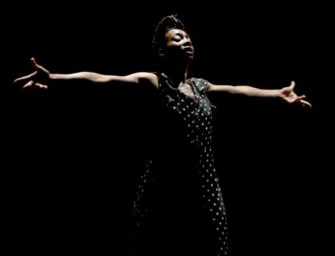 Re-conter l’Afrique : <br>la danse des panthères