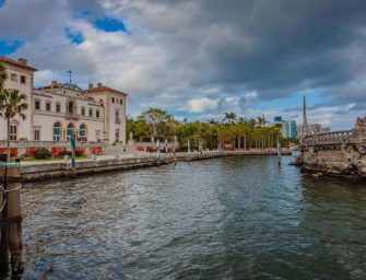 James St Laurent à Miami / <br>Musée et jardins de Vizcaya