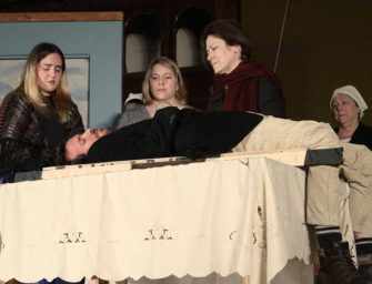 The Medium/Riders to the Sea, <br>an indie theatre first