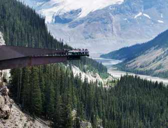 The natural wonders <br>of the Canadian Rockies