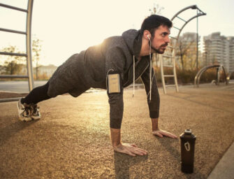 Four habits to maintain <br>a strong immune system