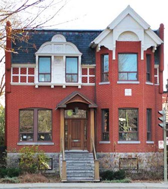 4492 Ste. Catherine
