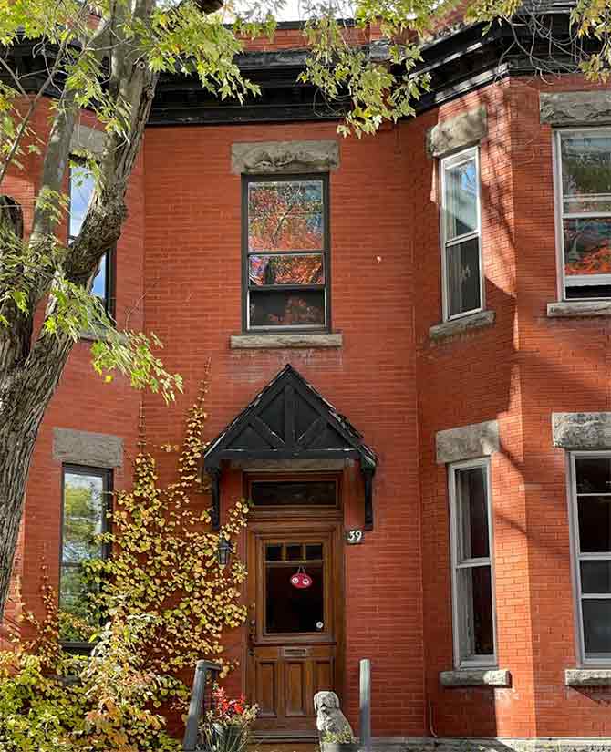 33 Burton Westmount