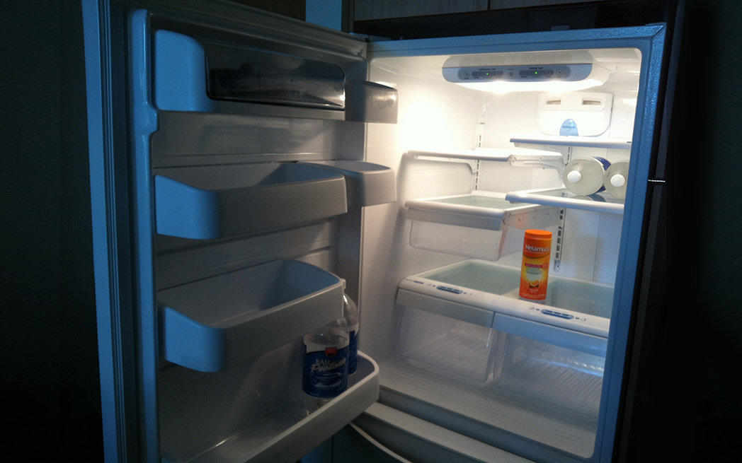 empty-fridge_westmountmag