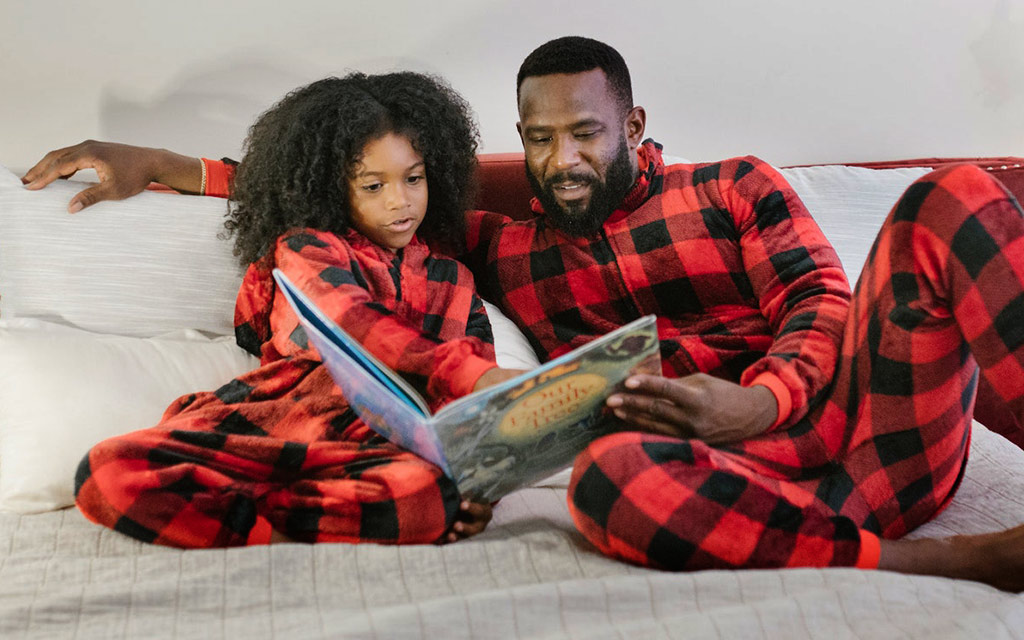 father-daughter-storytime-1024