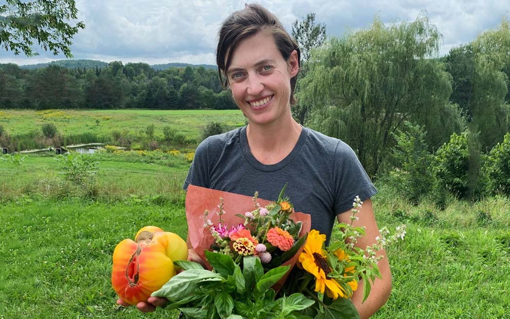 hannah-and-organic-produce_westmountmag.ca
