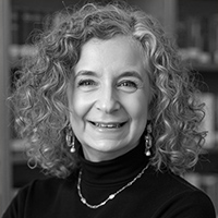 Lori Karpman is widely recognized as one of Canada’s leading experts on franchising and multi‑unit business development, with over 30–40 years of experience in the franchise sector as a franchisor, master franchisee, attorney, and consultant.