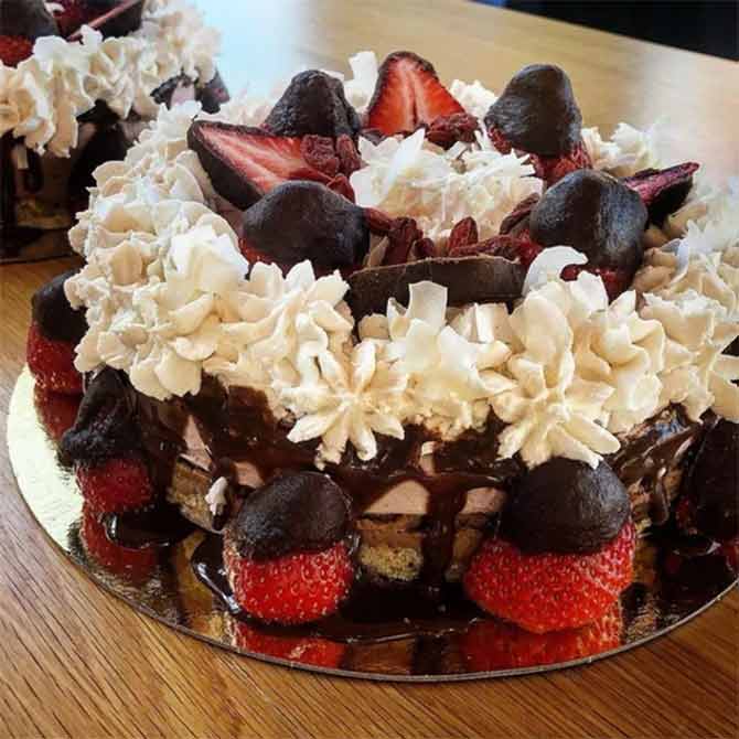 LU & I cake