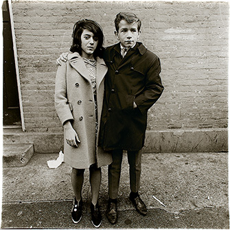 Diane Arbus, Teenage couple on Hudson Street, N.Y.C., 1963