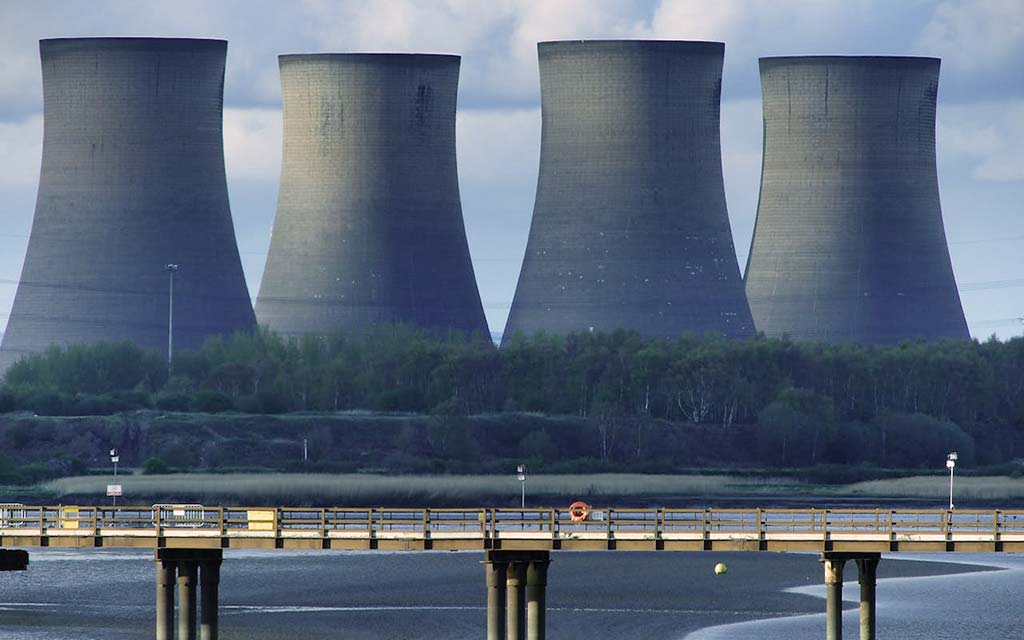 nuclear-plant-cooling-towers_1024