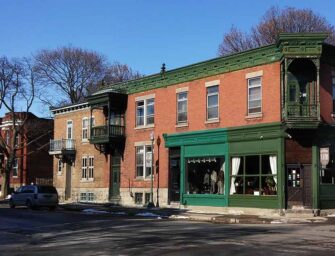 Westmount places <br>Grosvenor and Prince Albert