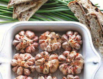Love and Spices: Roasted garlic <br>with hazelnut bread