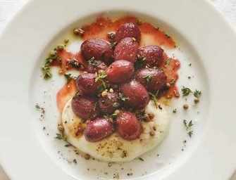 Love and Spices: <br>Roasted grapes with mozzarella