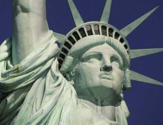France requests the return <br>of the Statue of Liberty