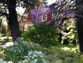 Westmount places: <br>Surrey Gardens