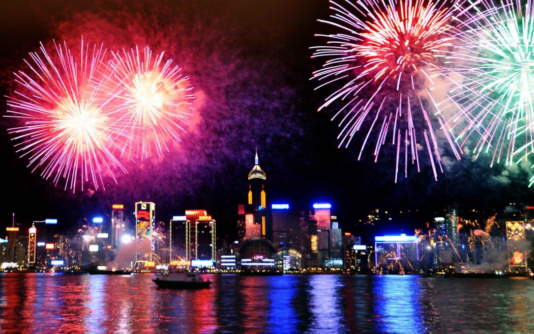 victoria-harbour-fireworks-display-2096